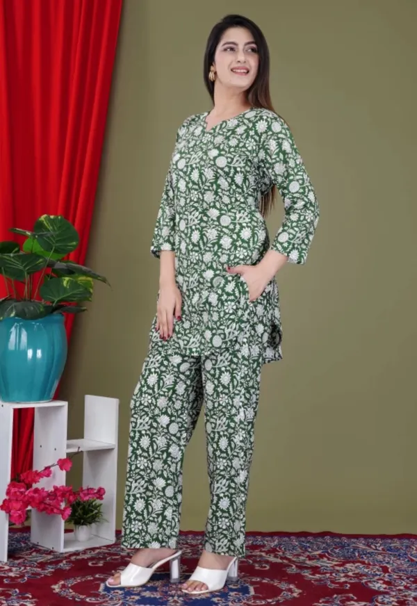 Green_Rayon_Round_Collar_3/4Th_Sleeves_Floral_Printed_Top_&_Pant_Co-Ord_Set