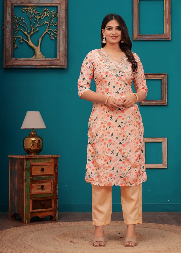 Pink_Chinon_V_Neck_3/4Th_Sleeves_Printed_Straight_Kurta,_Pant_Set_With_Dupatta