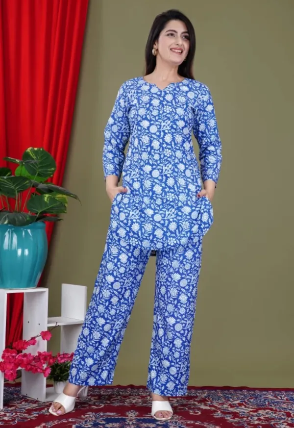 Blue_Rayon_Round_Collar_3/4Th_Sleeves_Floral_Printed_Top_&_Pant_Co-Ord_Set