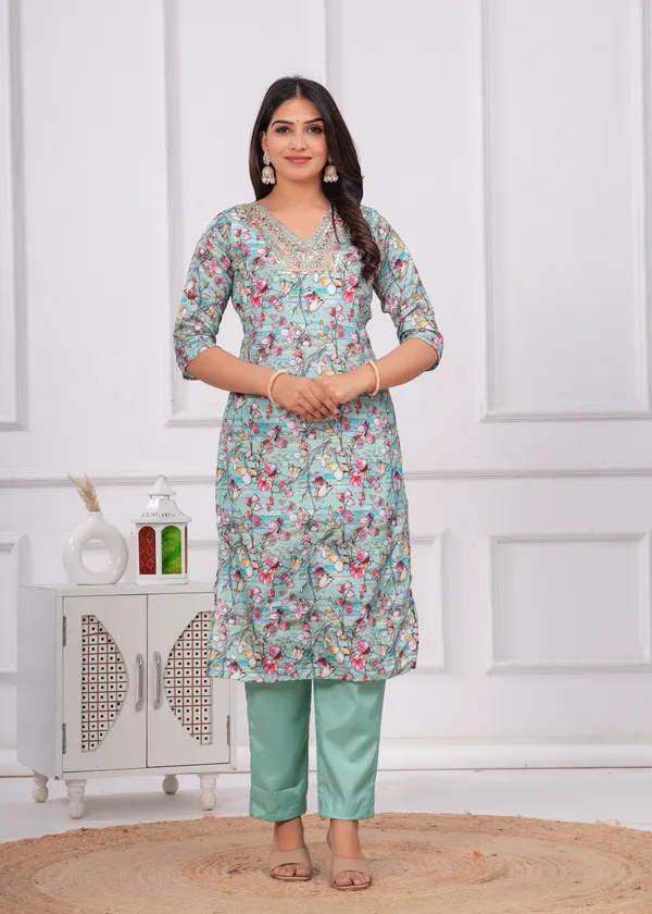 Light_Green_Chinon_V_Neck_3/4Th_Sleeves_Floral_Printed_Straight_Kurta,_Pant_Set_With_Dupatta