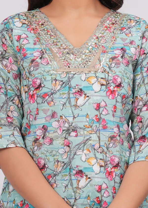Light_Green_Chinon_V_Neck_3/4Th_Sleeves_Floral_Printed_Straight_Kurta,_Pant_Set_With_Dupatta