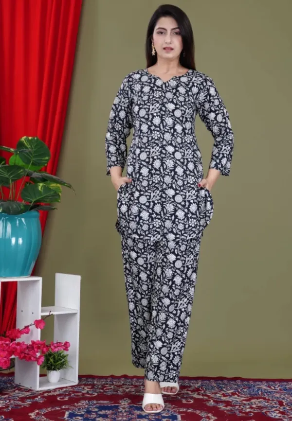 Black_Rayon_Round_Collar_3/4Th_Sleeves_Floral_Printed_Top_&_Pant_Co-Ord_Set