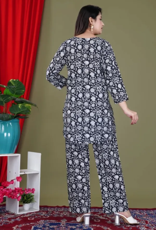 Black_Rayon_Round_Collar_3/4Th_Sleeves_Floral_Printed_Top_&_Pant_Co-Ord_Set