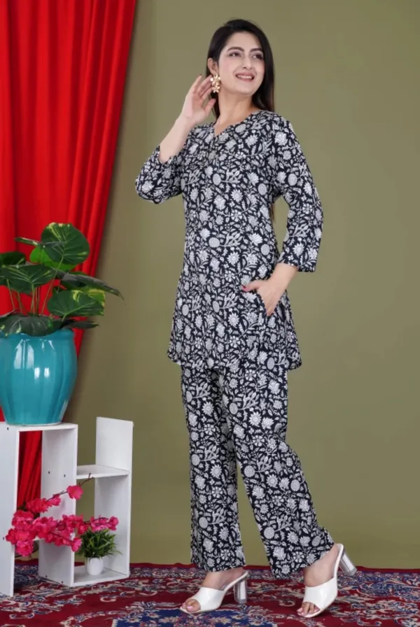 Black_Rayon_Round_Collar_3/4Th_Sleeves_Floral_Printed_Top_&_Pant_Co-Ord_Set