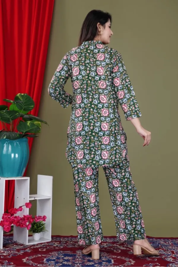 Dark_Green_Rayon_Mandarin_Collar_3/4Th_Sleeves_Floral_Printed_Top_&_Pant_Co-Ord_Set