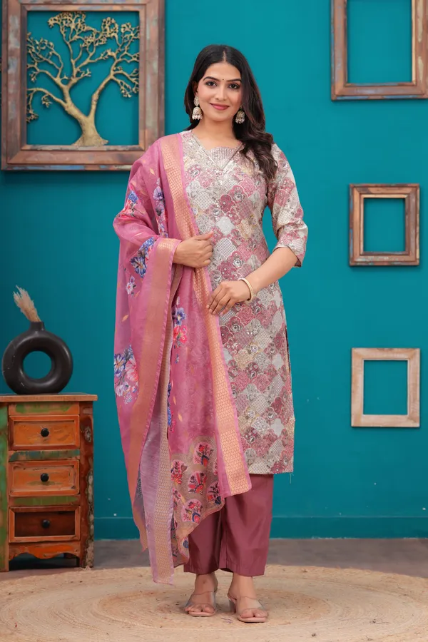 Plum_Elegance_Floral_Kurta_Set_with_Organza_Dupatta_new