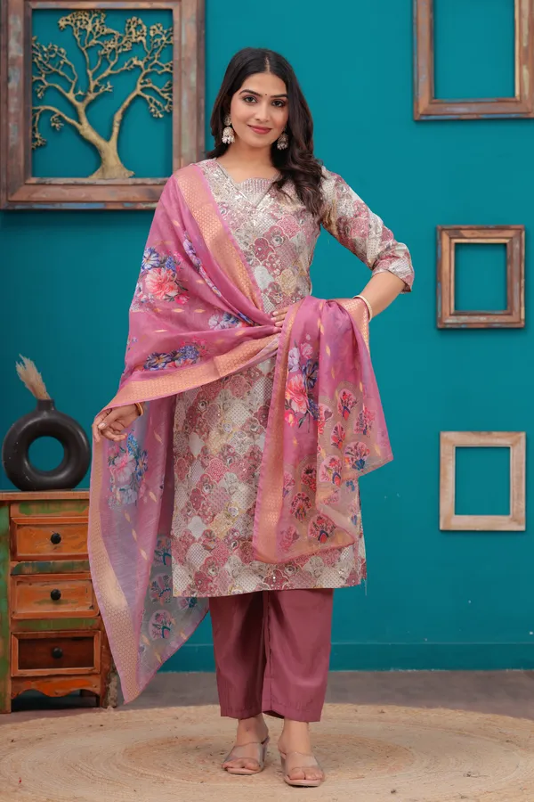 Plum_Elegance_Floral_Kurta_Set_with_Organza_Dupatta_new