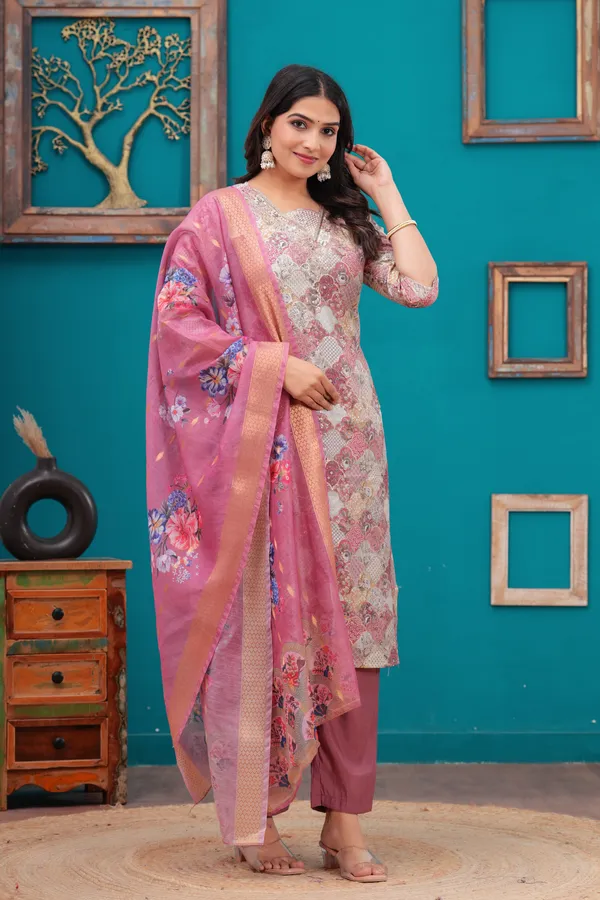 Plum_Elegance_Floral_Kurta_Set_with_Organza_Dupatta_new