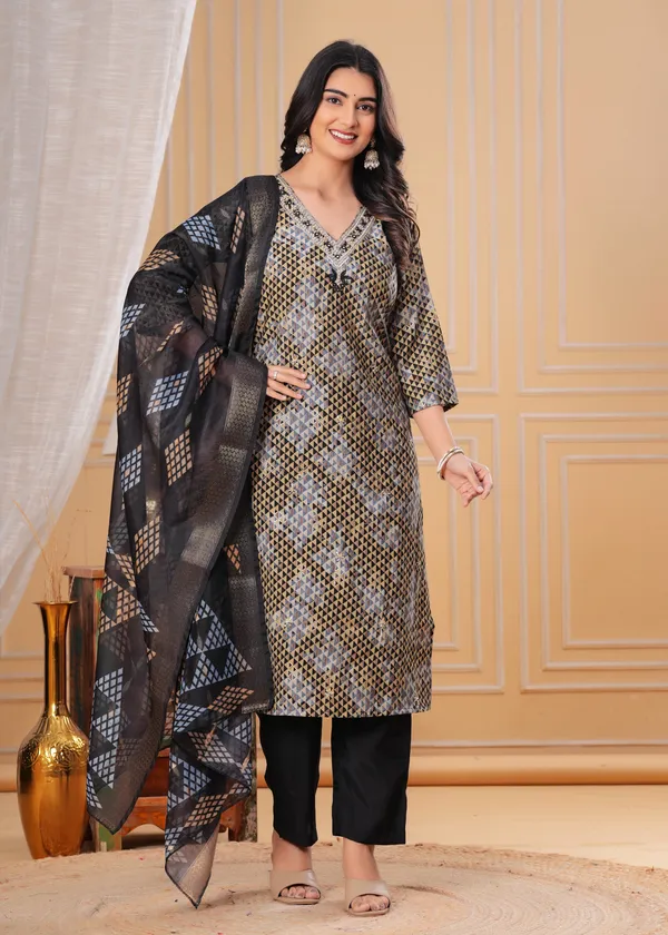 Black_&_Gold_Geometric_Print_Kurta_Set_with_Embellished_Dupatta