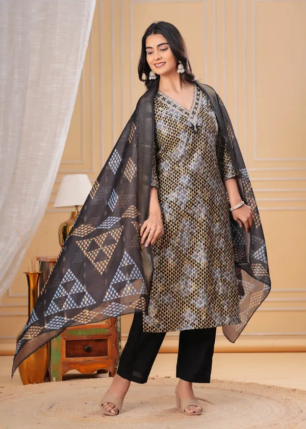 Black_&_Gold_Geometric_Print_Kurta_Set_with_Embellished_Dupatta