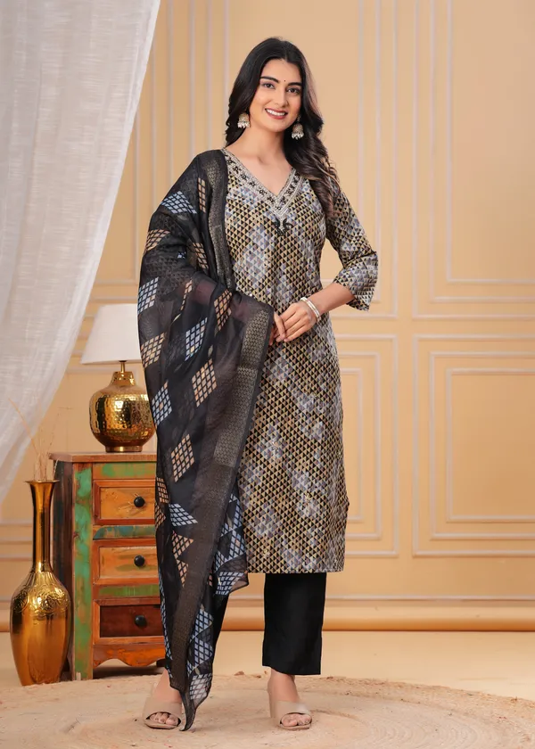 Black_&_Gold_Geometric_Print_Kurta_Set_with_Embellished_Dupatta