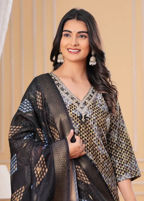 Black_&_Gold_Geometric_Print_Kurta_Set_with_Embellished_Dupatta