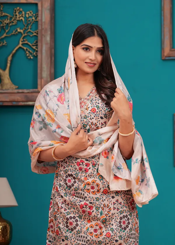 Cream_Chinon_V_Neck_3/4Th_Sleeves_Floral_Printed_Straight_Kurta,_Pant_Set_With_Dupatta