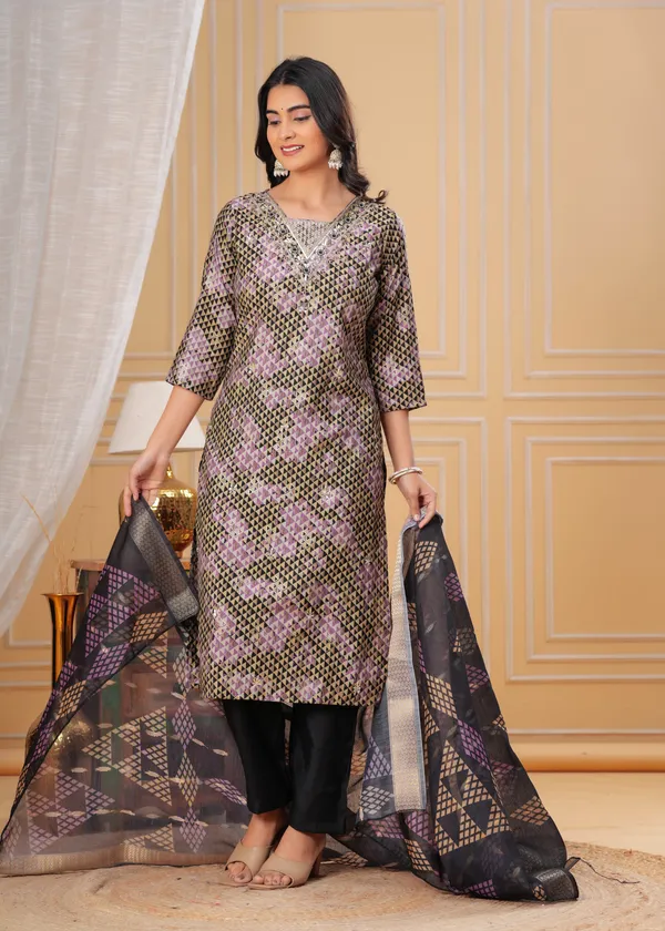 Black_&_Gold_Geometric_Print_Kurta_Set_with_Embellished_Dupatta_(Design2)
