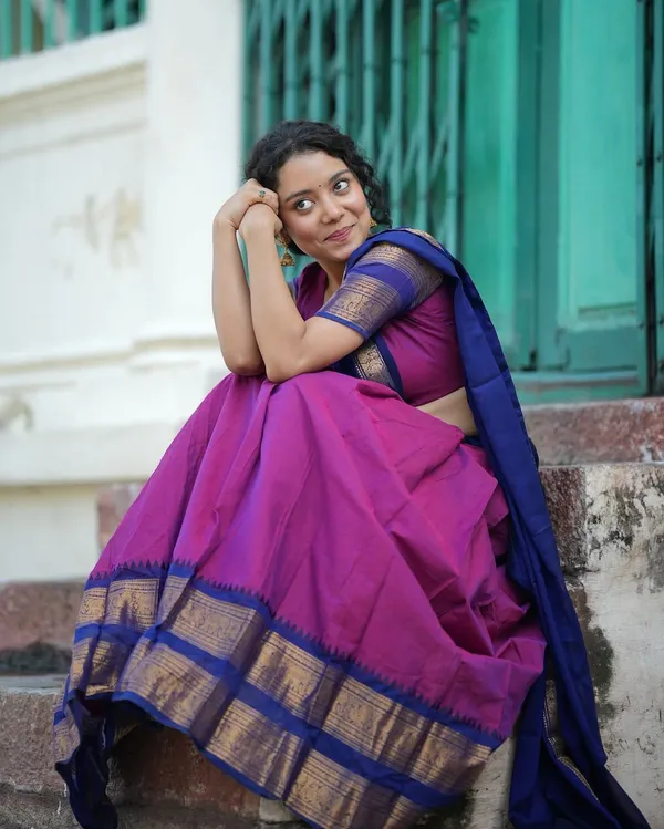 Kanjivaram_Silk_Zari_Half_Lehenga_Saree_With_Blouse_And_Dupatta