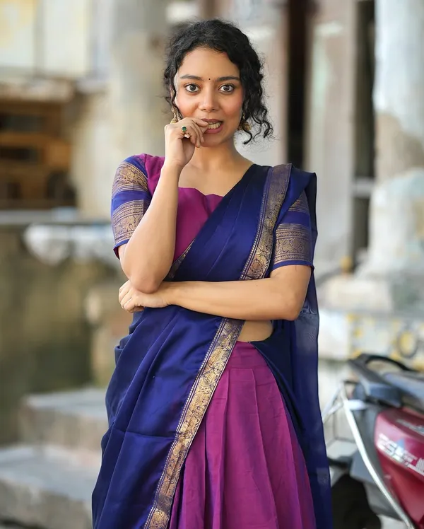 Kanjivaram_Silk_Zari_Half_Lehenga_Saree_With_Blouse_And_Dupatta