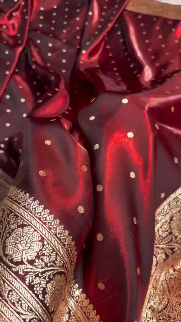 Banasari_maroon_hevy_silk_saree_whie_blouse