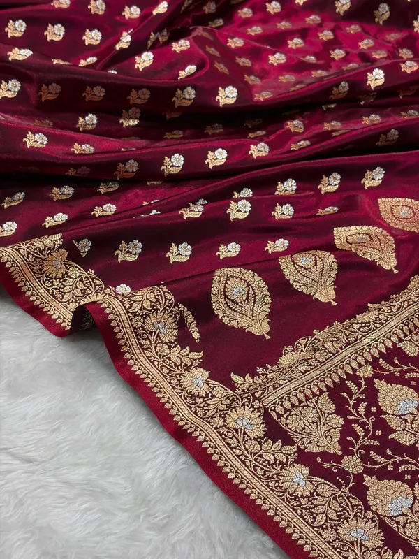 Banasari_maroon_hevy_silk_saree_whith_blouse