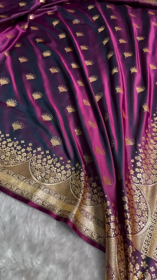 Banasari_royal_blue_hevy_silk_saree_whie_blouse