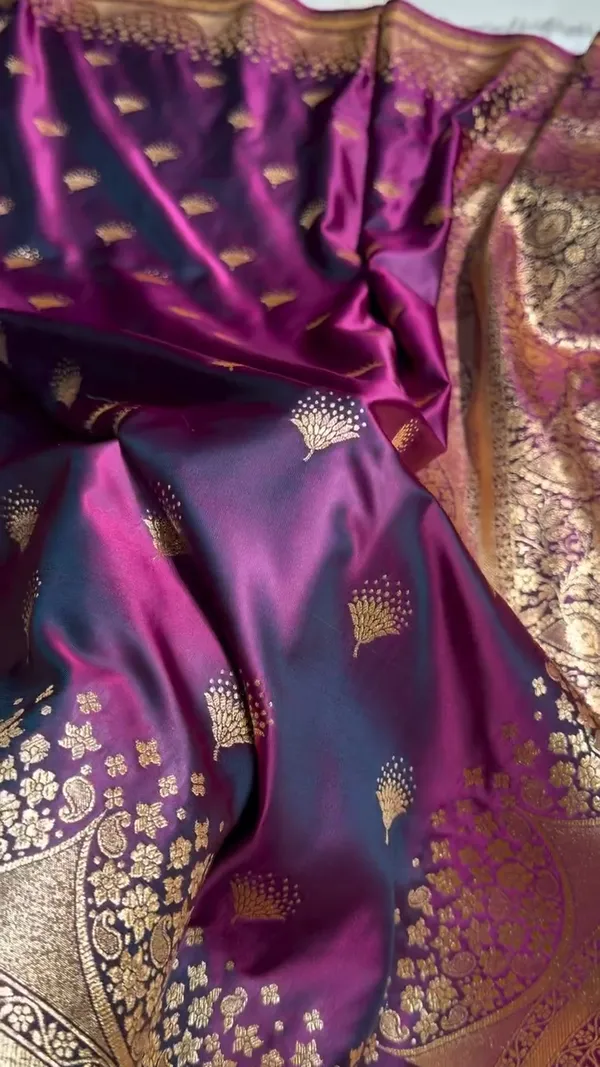 Banasari_royal_blue_hevy_silk_saree_whie_blouse