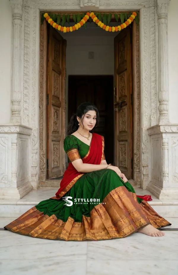 kanjivaram_cotton_halfsaree_with_blouse_and_duppata