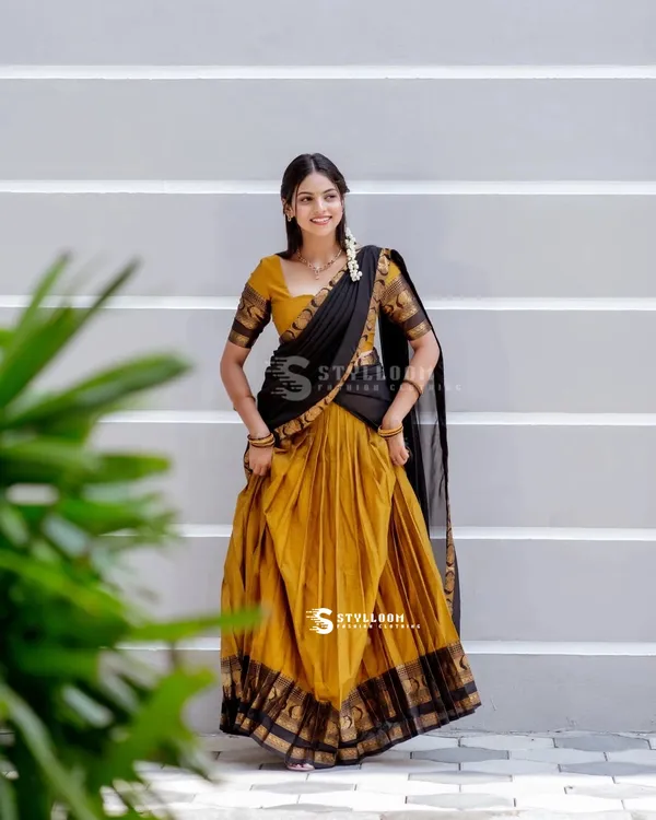 Kanjivaram_Silk_Half_Lehenga_Saree_With_Blouse_And_Dupatta