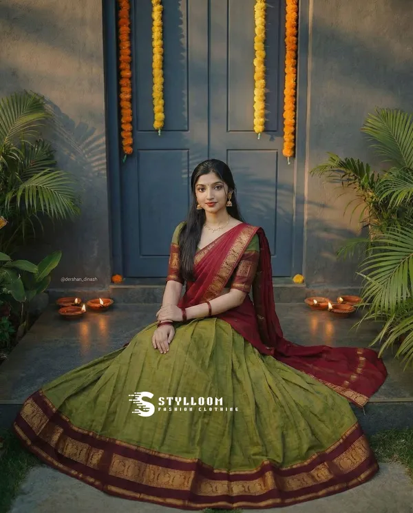 Kanjivaram_Silk_Half_Lehenga_Saree_With_Blouse_And_Dupatta