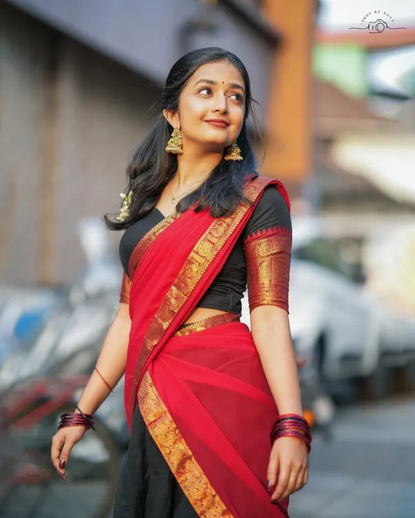 Kanjivaram_Silk_Zari_Half_Lehenga_Saree_With_Blouse_And_Dupatta