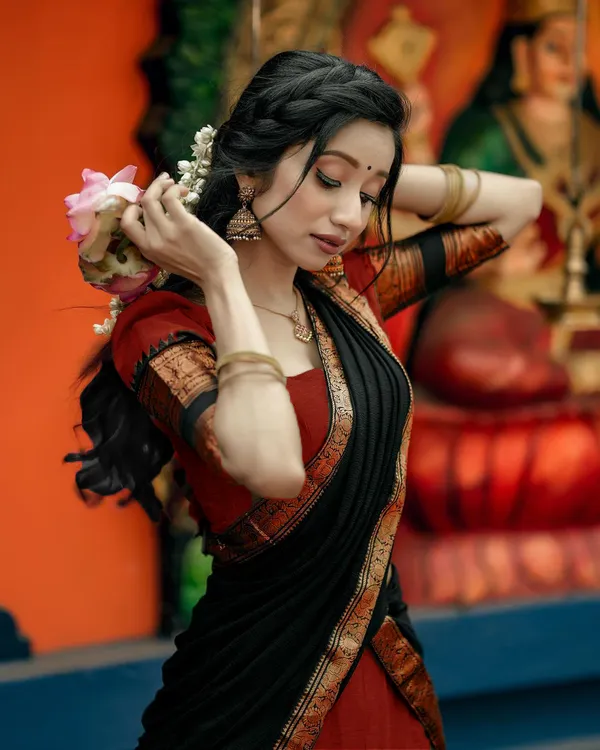 Kanjivaram_Silk_Half_Lehenga_Saree_With_Blouse_And_Dupatta