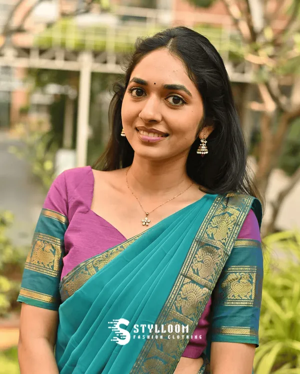 Kanjivaram_Silk_Half_Lehenga_Saree_With_Blouse_And_Dupatta