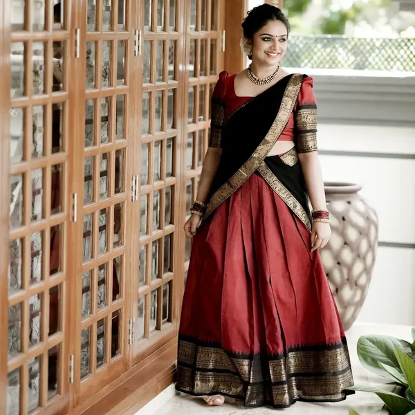 Kanjivaram_Silk_Zari_Half_Lehenga_Saree_With_Blouse_And_Dupatta