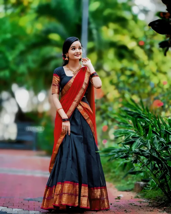 Kanjivaram_Silk_Zari_Half_Lehenga_Saree_With_Blouse_And_Dupatta