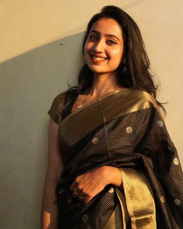 Black_Banarasi_Designer_Silk_Saree_With_Unstitched_Blouse_Piece_For_Women