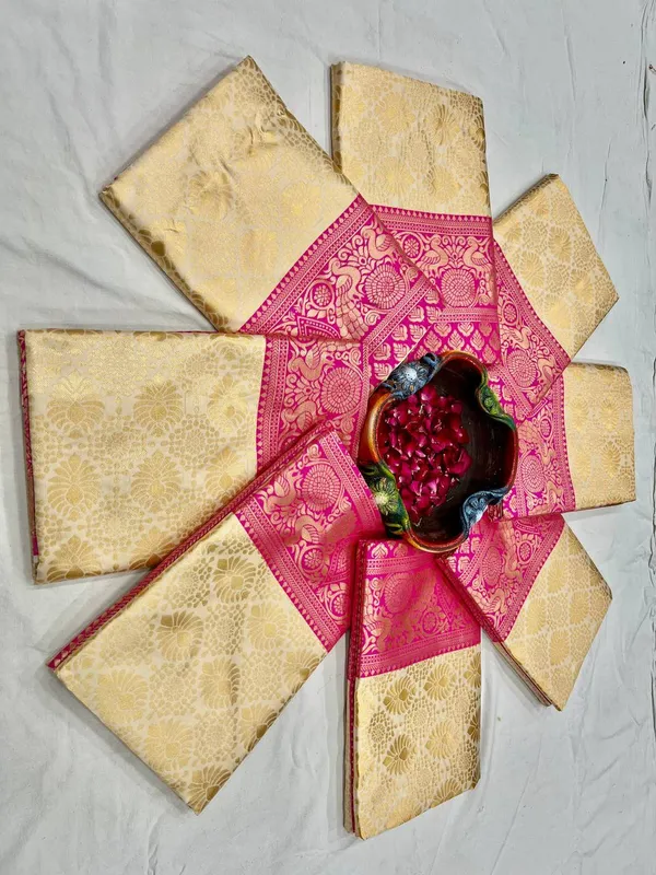 Cream_Banarasi_Soft_Lichi_Designer_Silk_Saree_With_Unstitched_Blouse_Piece_For_Women