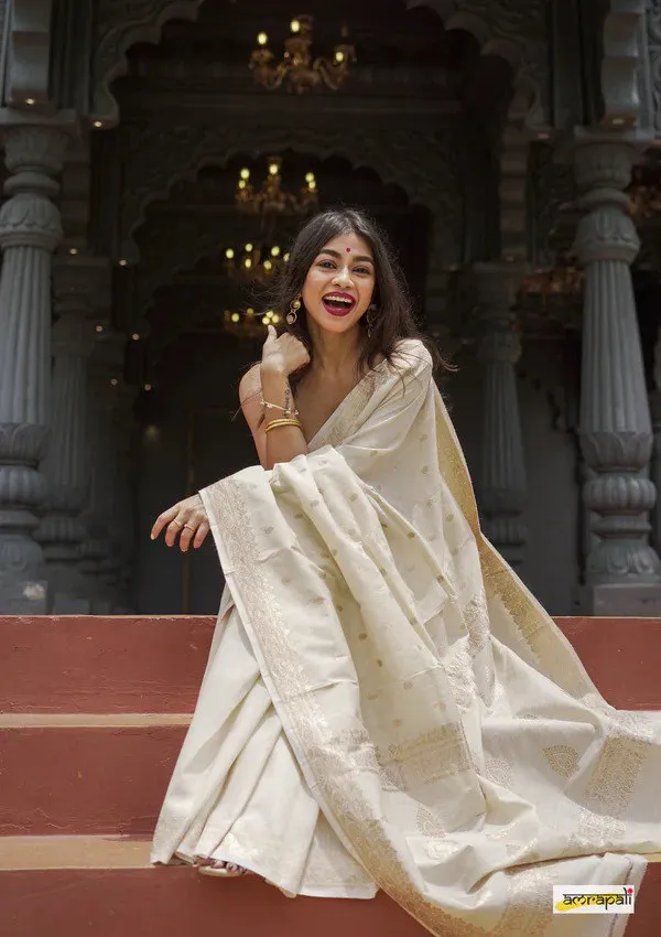 Cream_Cotton_Soft_Designer_Silk_Saree_With_Blouse_Peace_For_Women