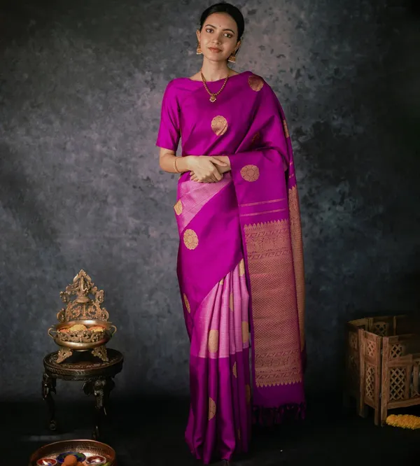 Light_Pink_Banarasi_Soft_Designer_Silk_Saree_With_Unstitched_Blouse_Piece_For_Women