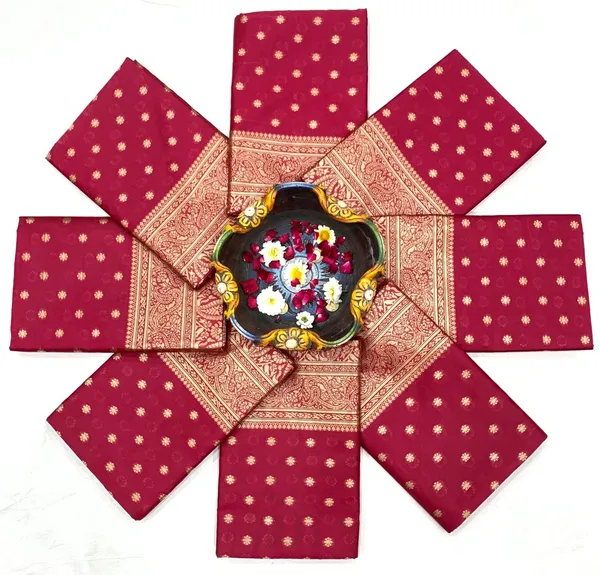 Maroon_Soft_Lichi_Designer_Silk_Saree_With_Unstitched_Blouse_Piece_For_Women