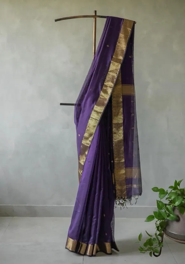 Nevy_Blue_Soft_Cotton_Designer_Silk_Saree_With_Unstitched_Blouse_Piece_For_Women