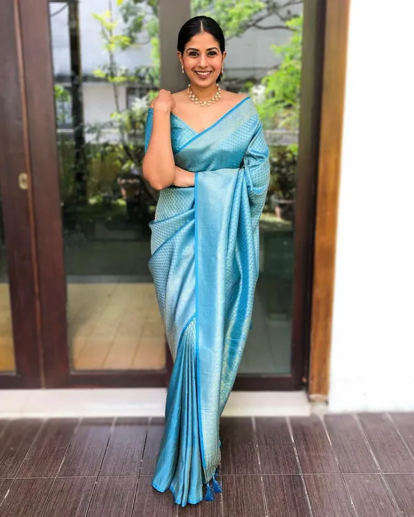 Tourques_Banarasi_soft_Designer_Silk_Saree_With_Blouse_Peace_For_Women