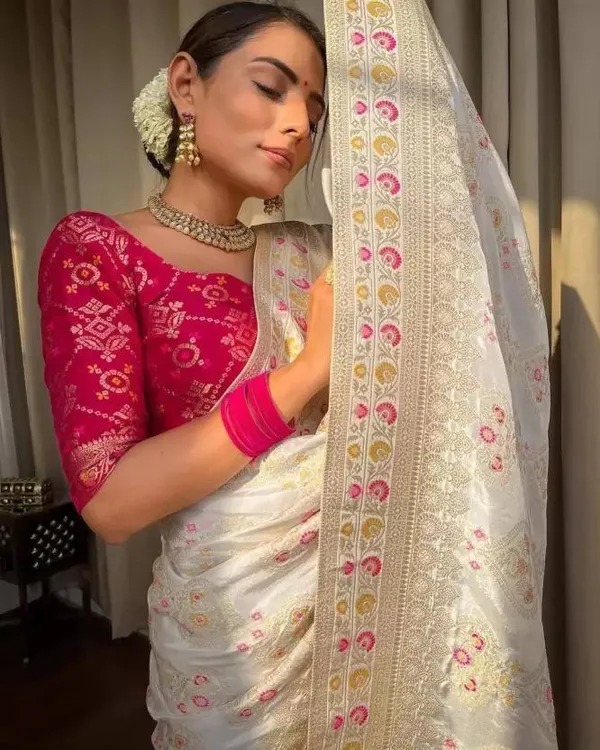 White_Banarasi_soft_Designer_Silk_Saree_With_Blouse_Peace_For_Women