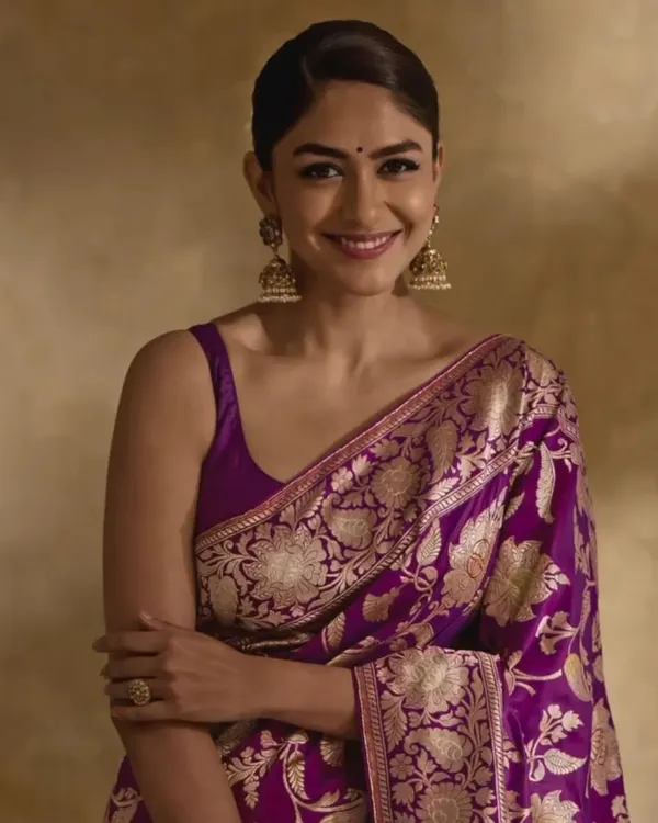 Wine_Banarasi_Designer_Silk_Saree_With_Unstitched_Blouse_Piece_For_Women