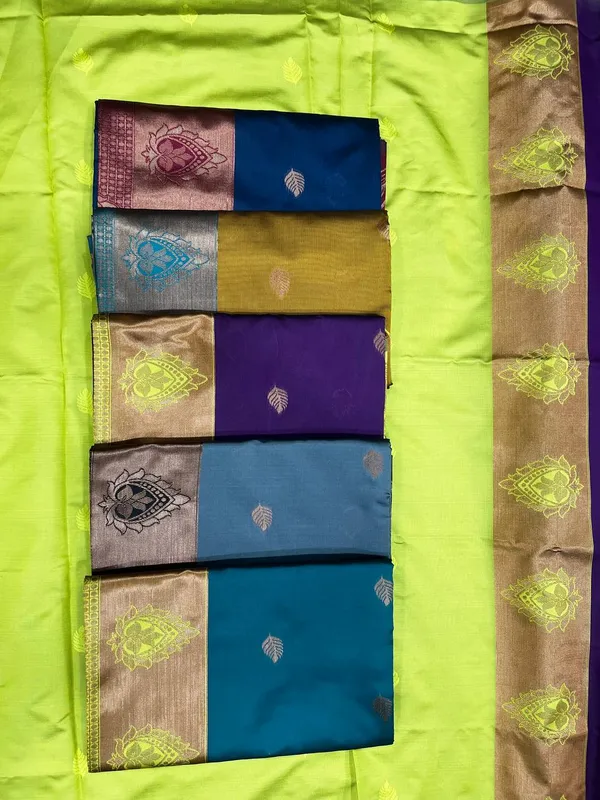 Wine_Banarasi_Designer_Silk_Saree_With_Unstitched_Blouse_Piece_For_Women