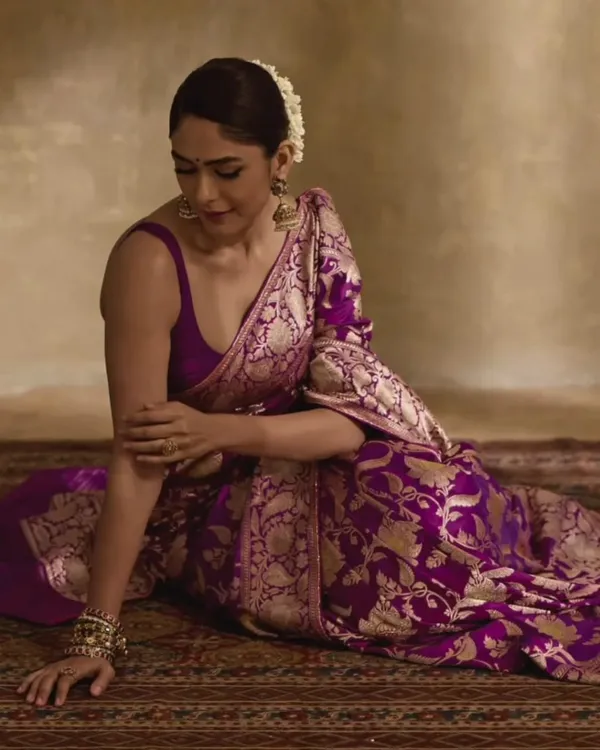 Wine_Banarasi_Designer_Silk_Saree_With_Unstitched_Blouse_Piece_For_Women