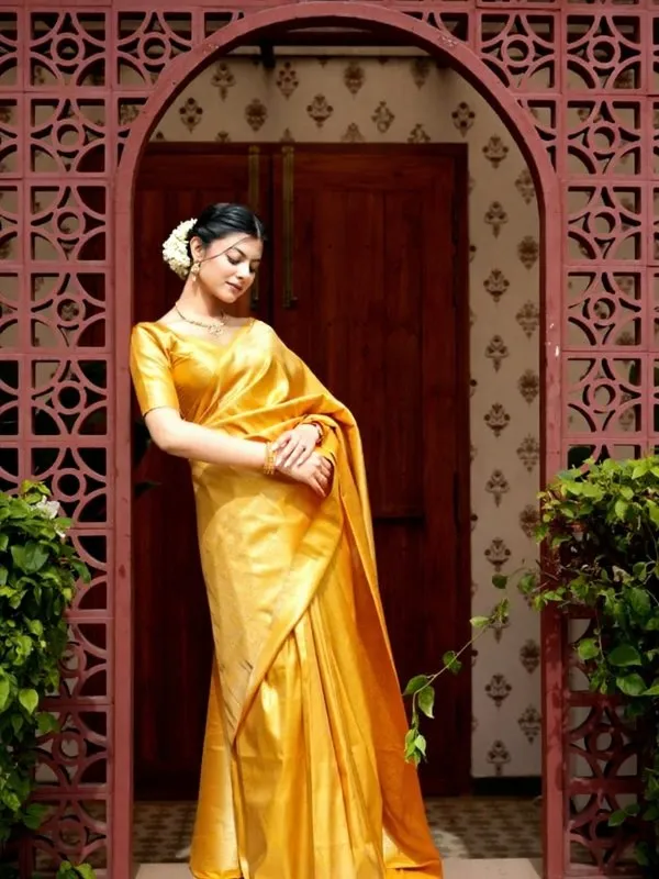 Yellow_Banarasi_Designer_Silk_Saree_With_Unstitched_Blouse_Piece_For_Women