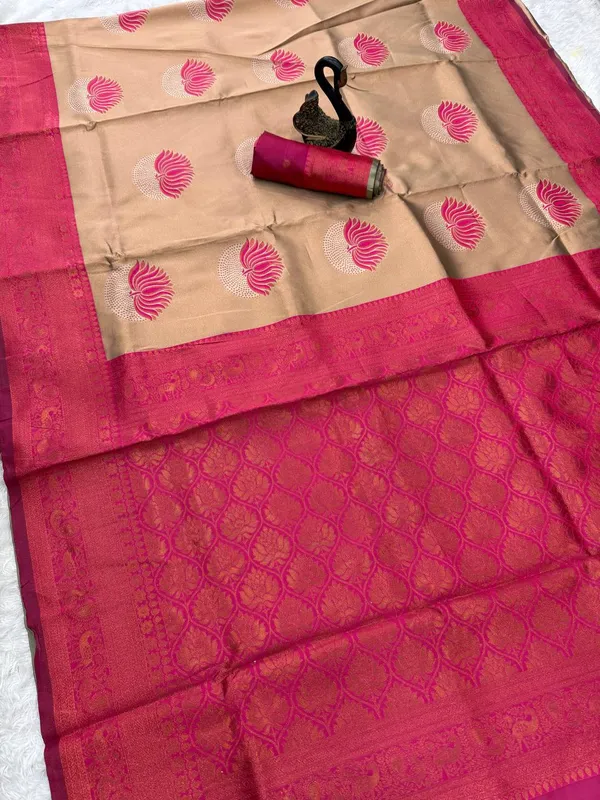 Heavy_Design_Pink_Banarasi_Soft_Lichi_Designer_Silk_Saree_With_Jacquard_Work_With_Unstitched_Blouse_Piece_For_Women