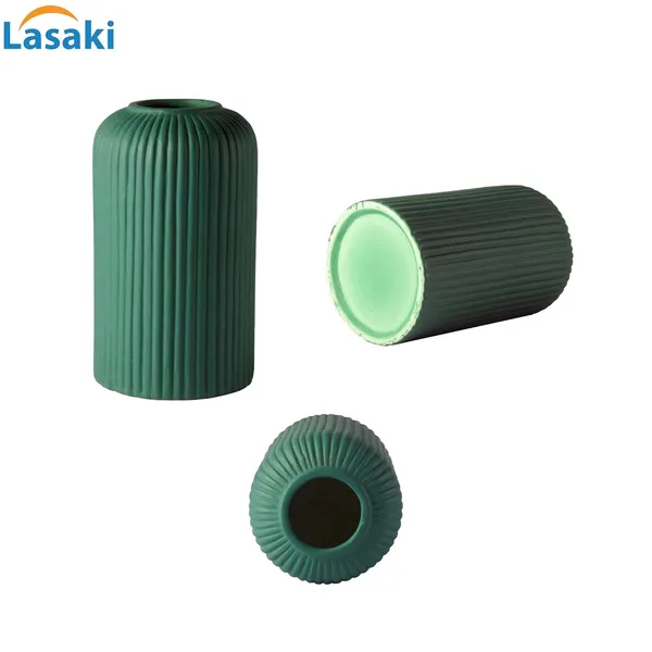 Evelyn_Small_Deep_Jungle_Ceramic_Flower_Vase_For_Living_Room,_Bedroom,_Dining_Table,_Home_Decoration_(H_-_15.5_X_D_-_8_Cm,_Deep_Jungle)_,_Green