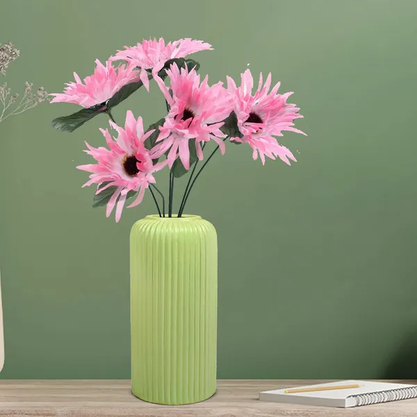 Evelyn_Medium_Mint_Ceramic_Flower_Vase_For_Living_Room,_Bedroom,_Dining_Table,_Home_Decoration_(H_-_20.5_X_D_-_9_Cm,_Mint)