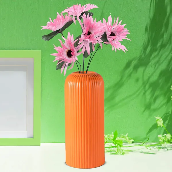 Evelyn_Big_Lily_Ceramic_Flower_Vase_For_Living_Room,_Bedroom,_Dining_Table,_Home_Decoration_(H_-_26.5_X_D_-_10_Cm,_Lily)