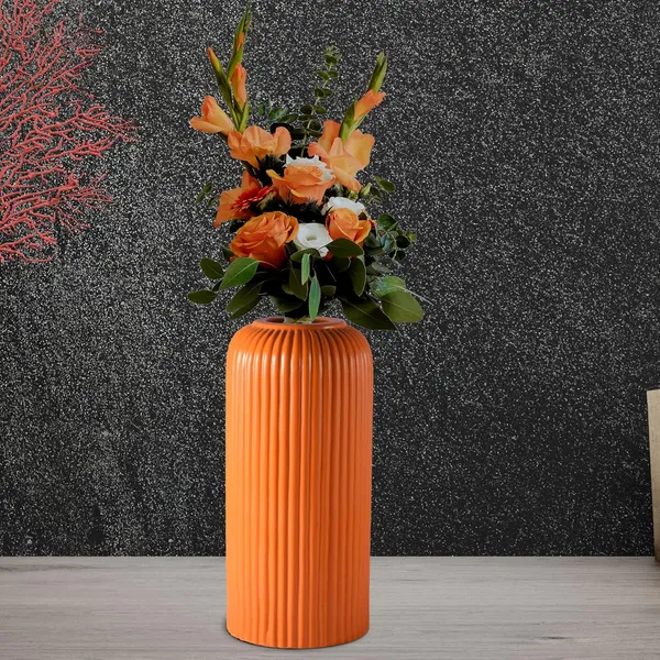 Evelyn_Big_Lily_Ceramic_Flower_Vase_For_Living_Room,_Bedroom,_Dining_Table,_Home_Decoration_(H_-_26.5_X_D_-_10_Cm,_Lily)
