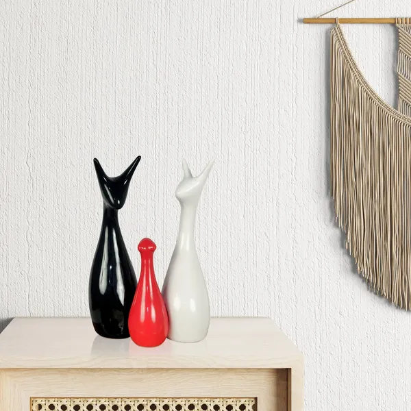 Deer_Family_Set_Of_3_Brw_Ceramic_Figurine_Showpiece_Artifact_Abstract_Animal_Statue_For_Indoor,_Home,_Office_Decor,_(D_-_7_X_H_-_27_Cm),_(Black,_Red,_White)
